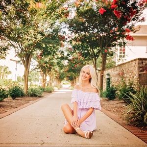 Meet your Posher, Claire